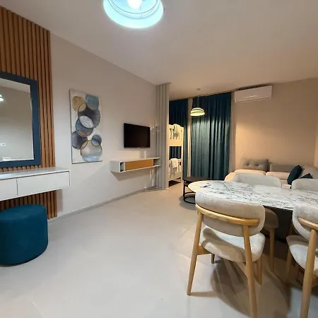 Apartament Family Santorini *